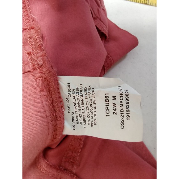 Lee Womens Midrise Bermuda Regular Fit Rose Garden Shorts (Size 24W) Nwt - Picture 8 of 16